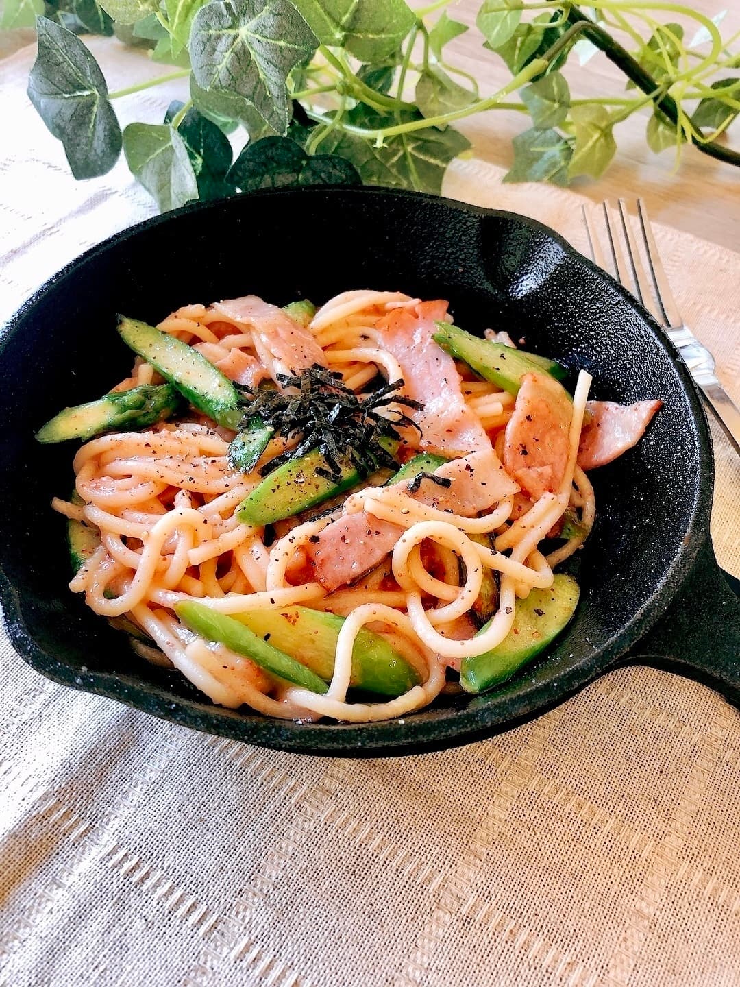 アスパラとベーコンのたらこスパゲッティの完成写真