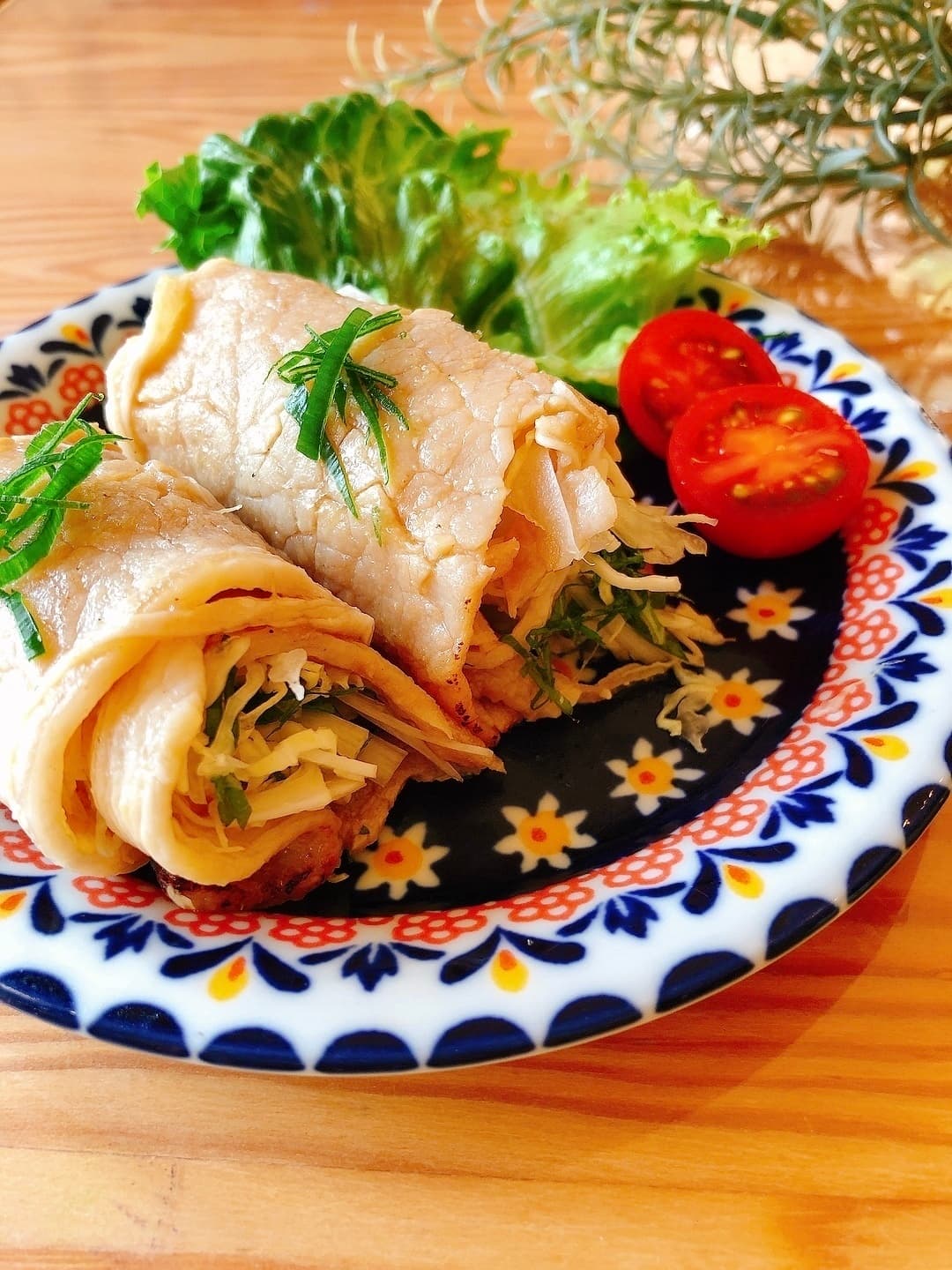 豚の生姜焼きの野菜巻の完成写真
