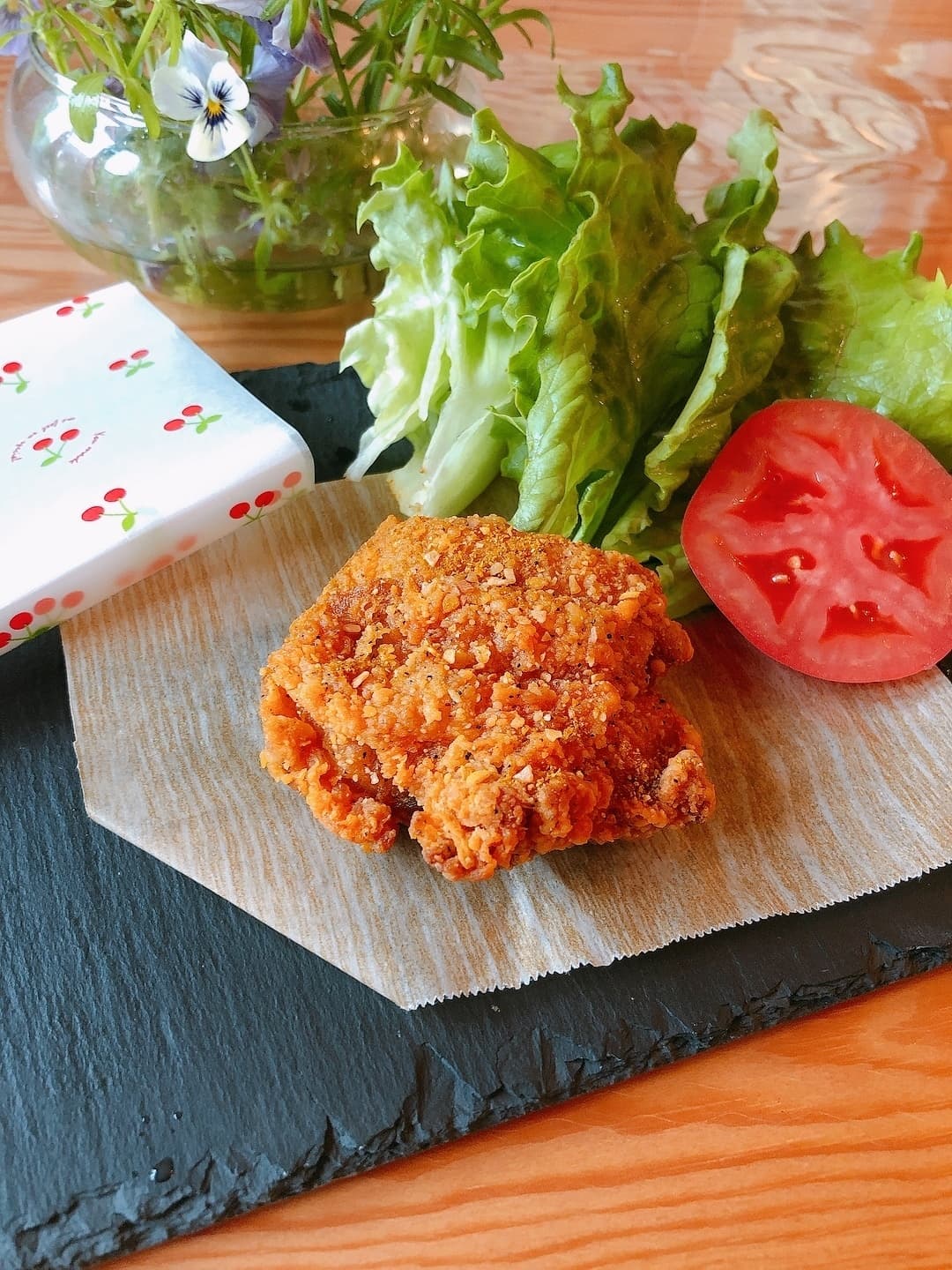 フリフリカレーフライドチキンの完成写真