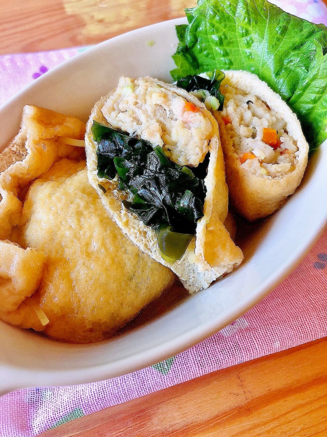 豆腐ハンバーグとわかめの巾着煮の完成写真