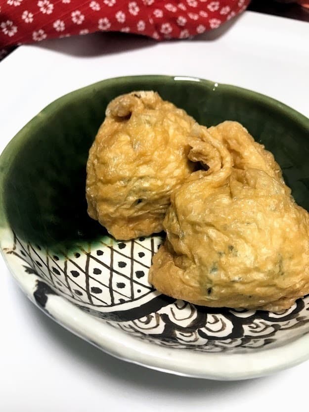 まるで1から手作りの味 ~ひじきとえだ豆の豆腐包み巾着の完成写真
