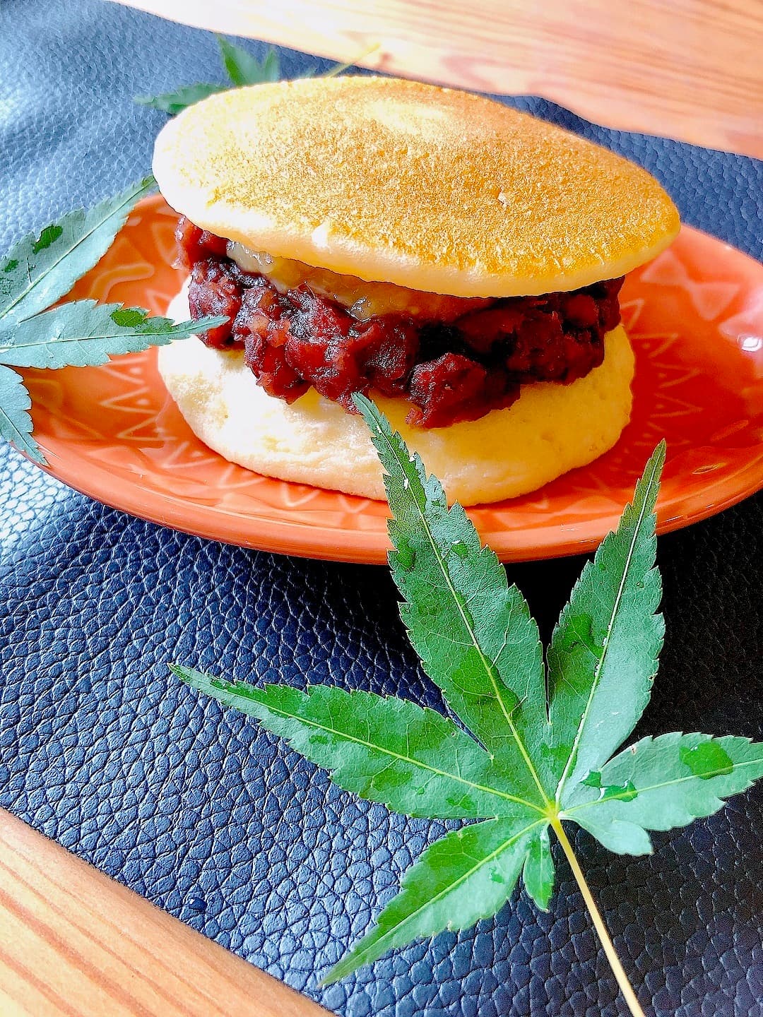 小豆と栗のパンケーキサンドの完成写真