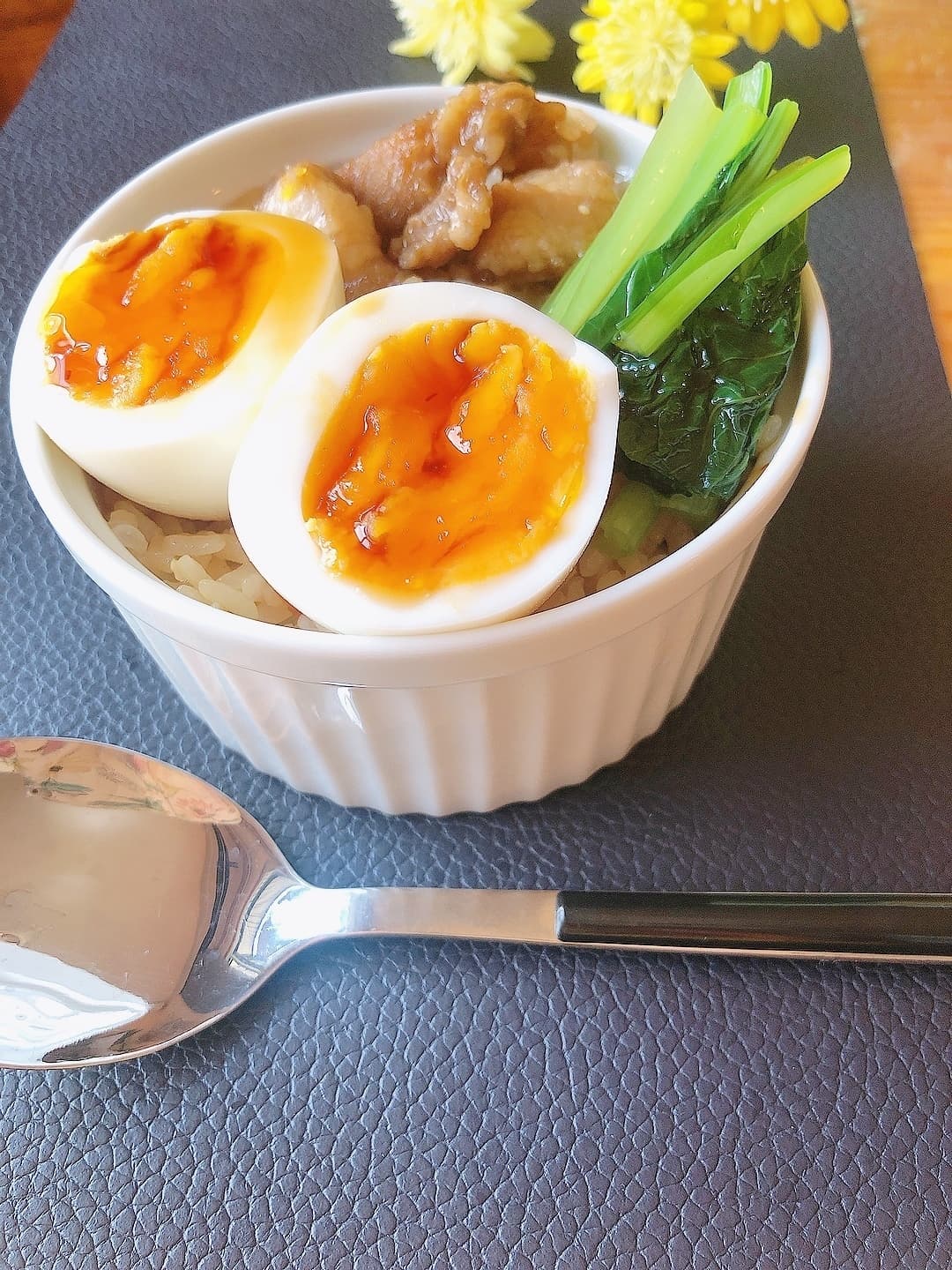 角煮めしでお手軽角煮丼の完成写真