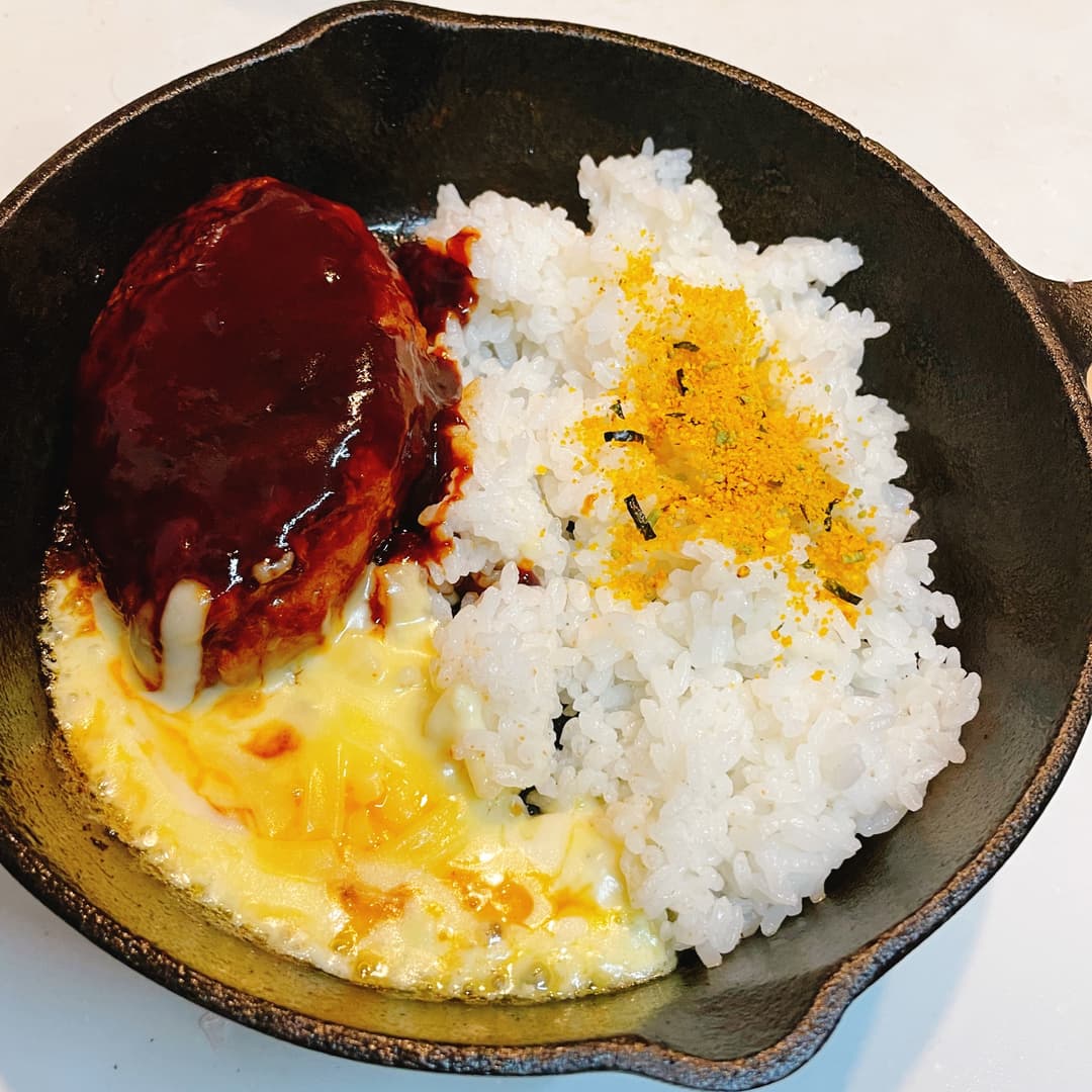極上鉄板焼きチーズハンバーグの完成写真