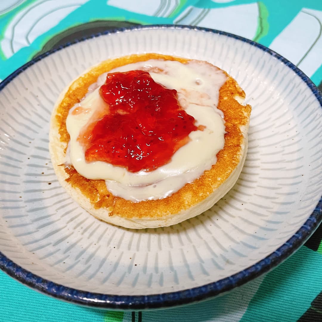 ふわふわチョコいちごパンケーキの完成写真
