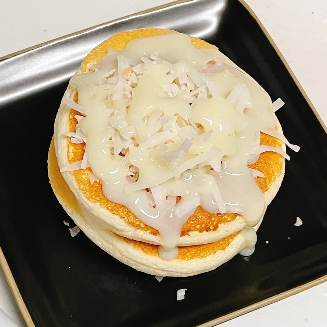 ふわふわパンケーキココナッツミルク仕立ての完成写真