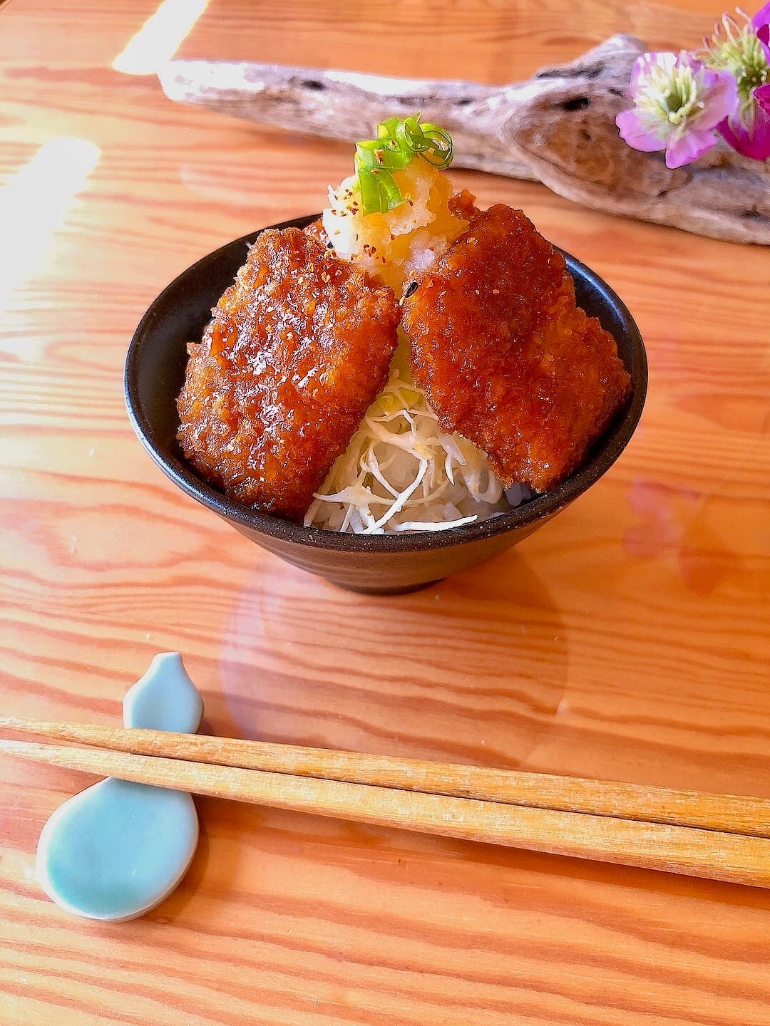 和風さばカツ丼の完成写真