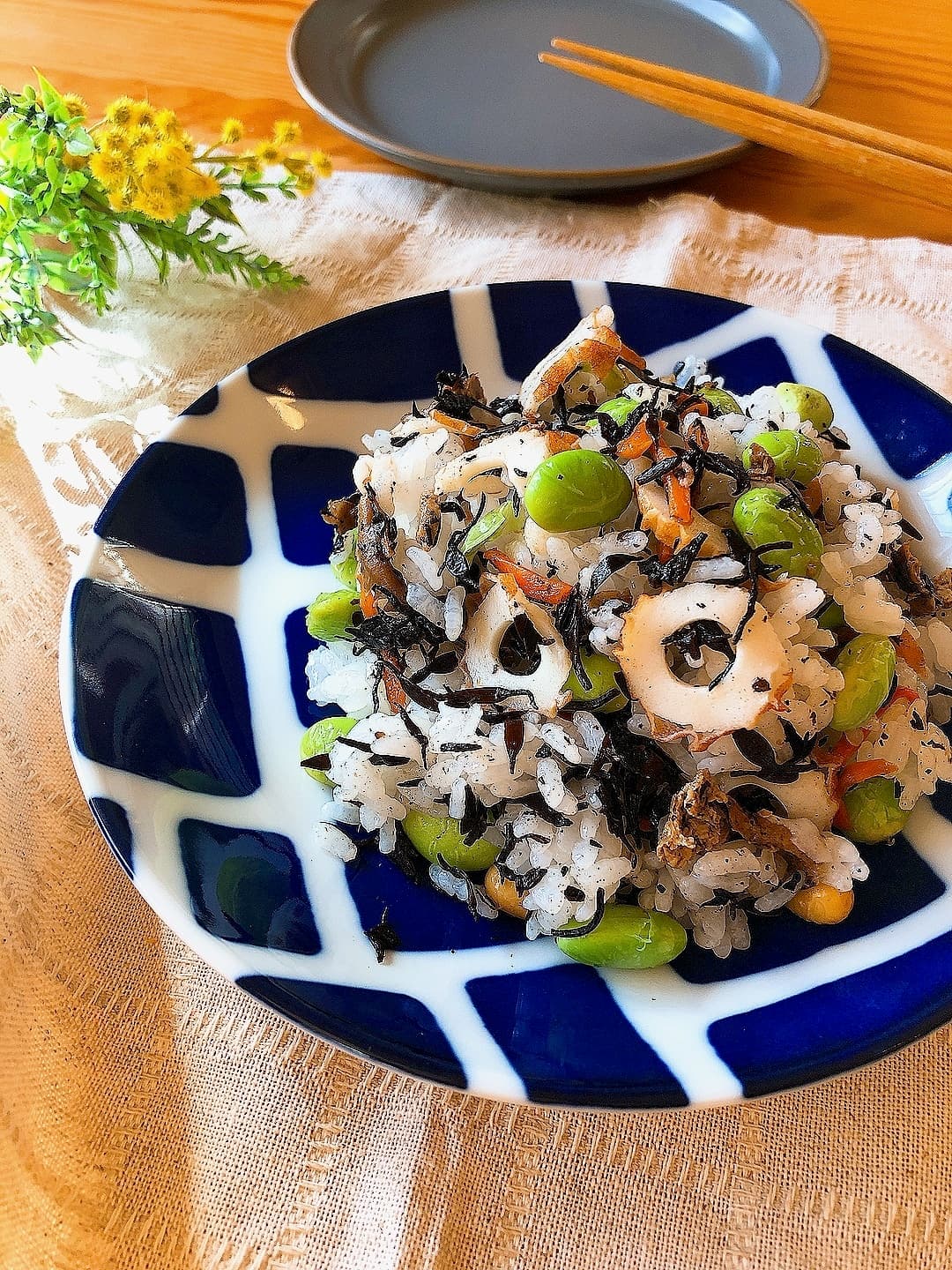 ひじき煮の混ぜご飯の完成写真