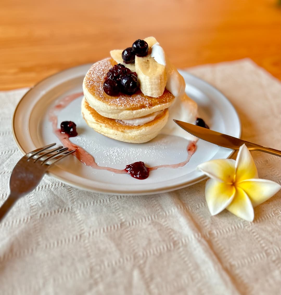 ベリーとバナナのクリームパンケーキの完成写真