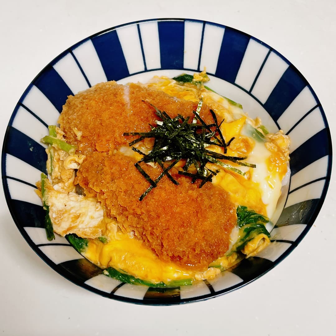 ささみかつの卵とじ丼の完成写真