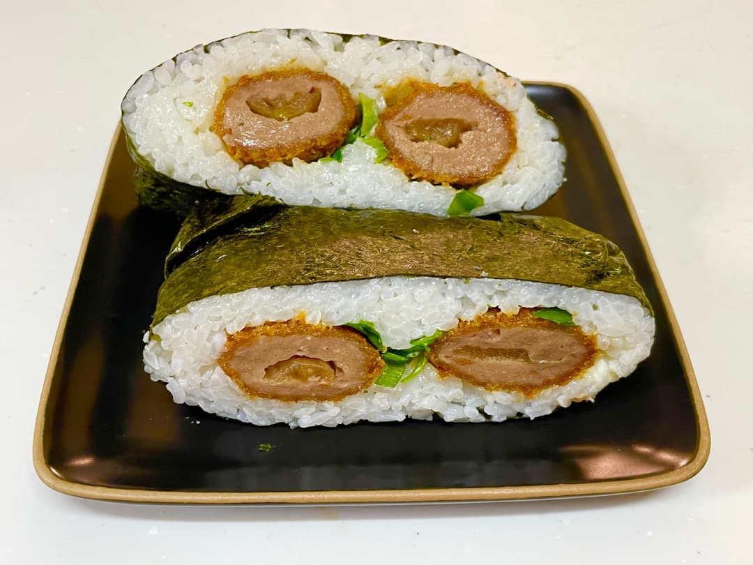 カレー南蛮カツのおにぎらずの完成写真