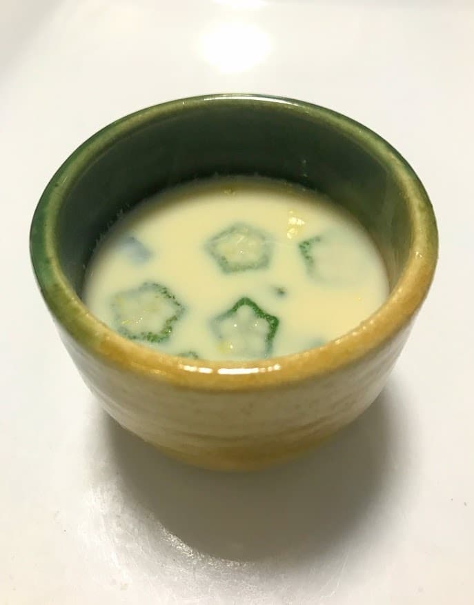 オクラとコーンのスープの完成写真