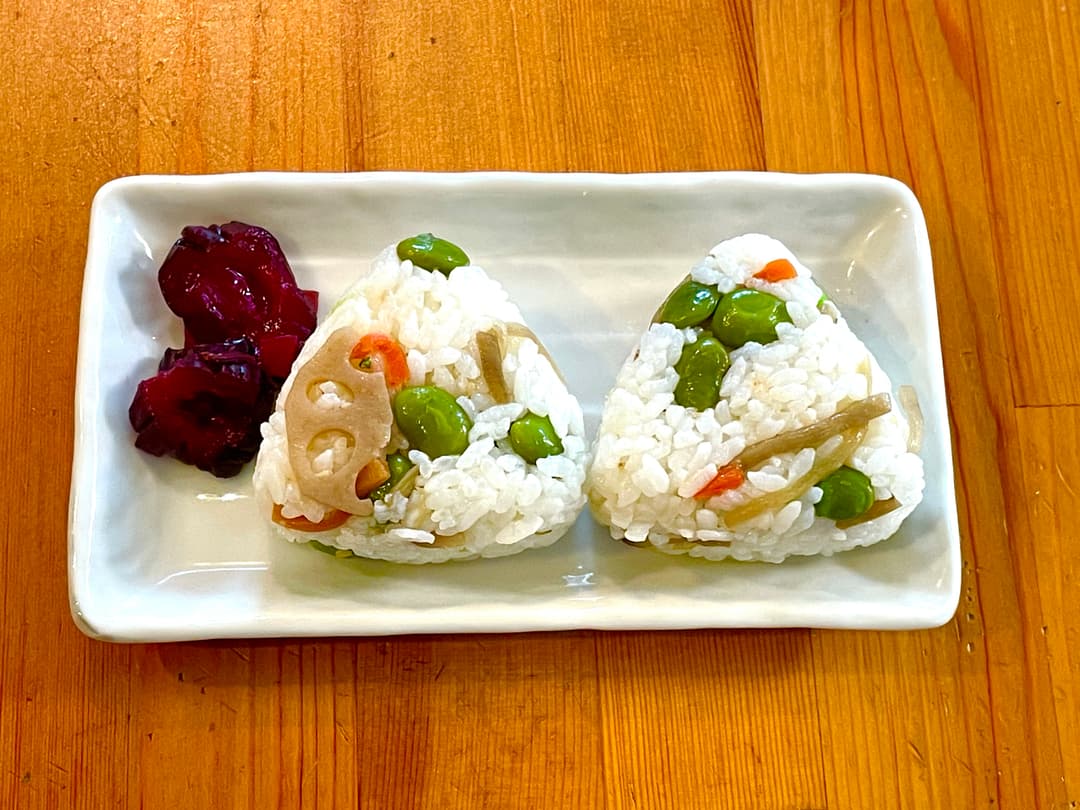 茶豆ときんぴらのおにぎりの完成写真