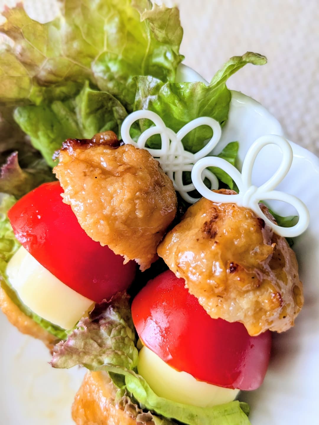 鶏だんごミニバーガーの完成写真