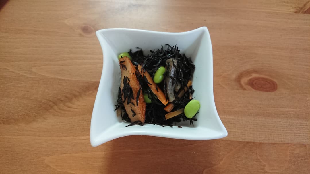 枝豆入りひじきの煮物の完成写真