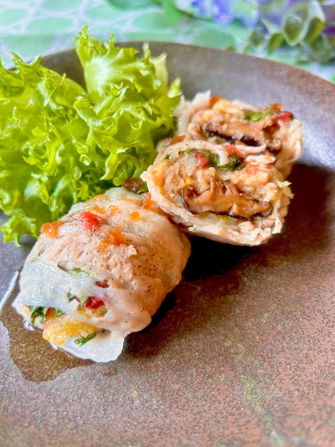椎茸の梅しそバラ肉包みの完成写真