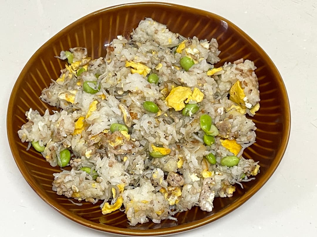 えだまめとしらすの炒飯の完成写真