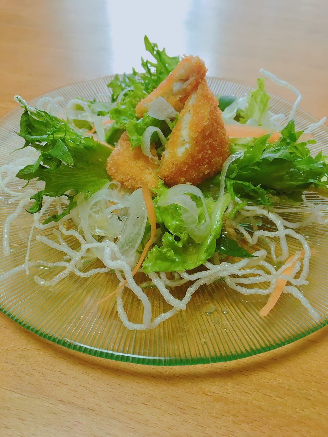 お魚カツで！ご馳走ベトナム風サラダの完成写真