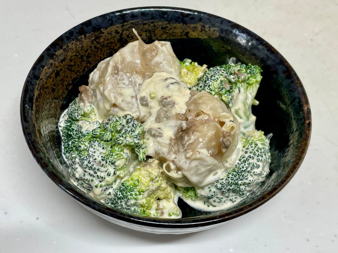 海老焼売とブロッコリーのアンチョビマヨネーズの完成写真