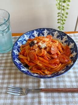 ウインナー入りトマトソースパスタ
