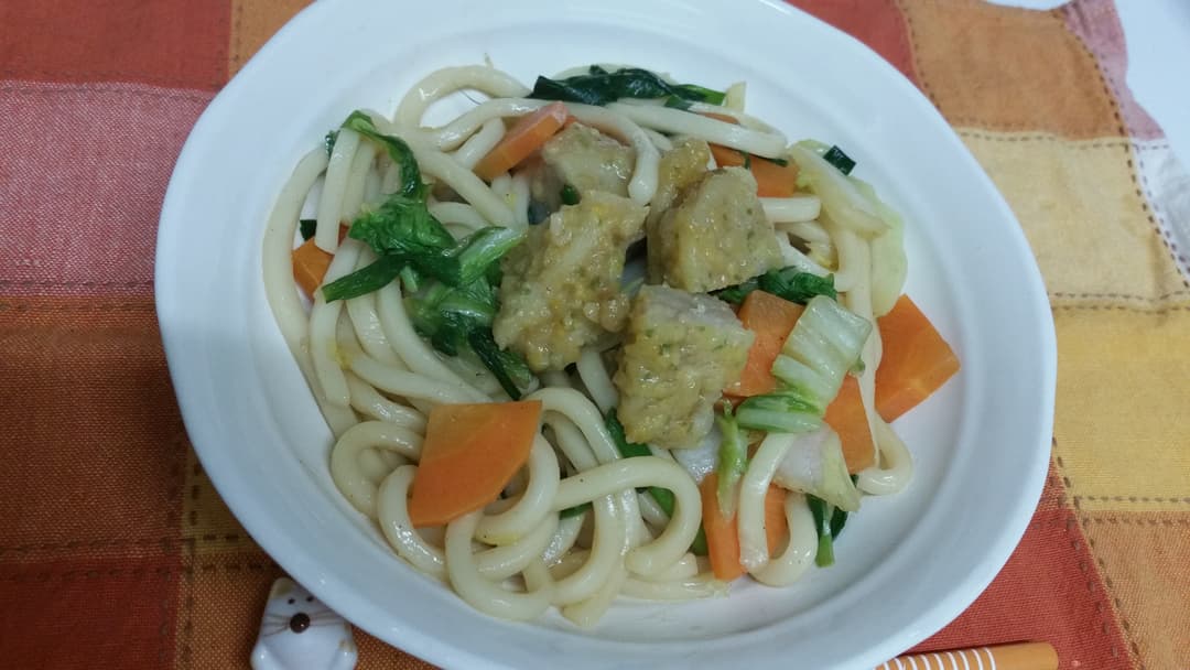 れんこんひき肉焼きうどんの完成写真