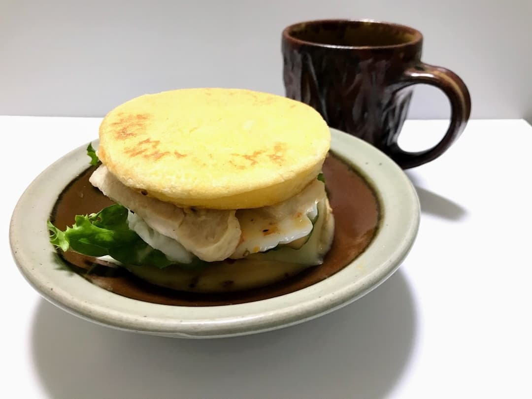 アジアンチキンバーガーの完成写真