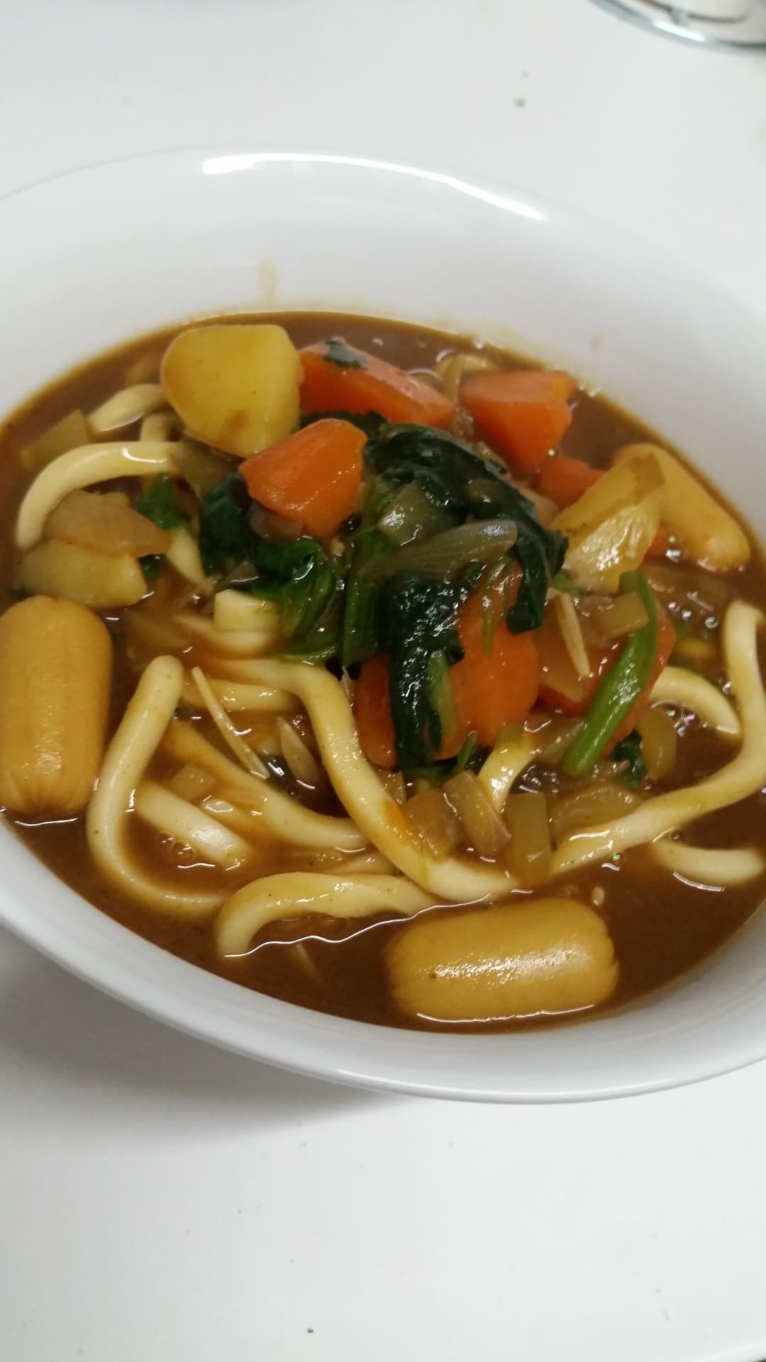 手軽にほうれん草カレーうどんの完成写真