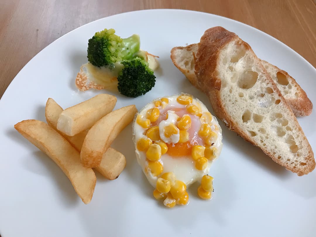 LAWSONトースターで朝ごはんシリコンカップ利用の完成写真