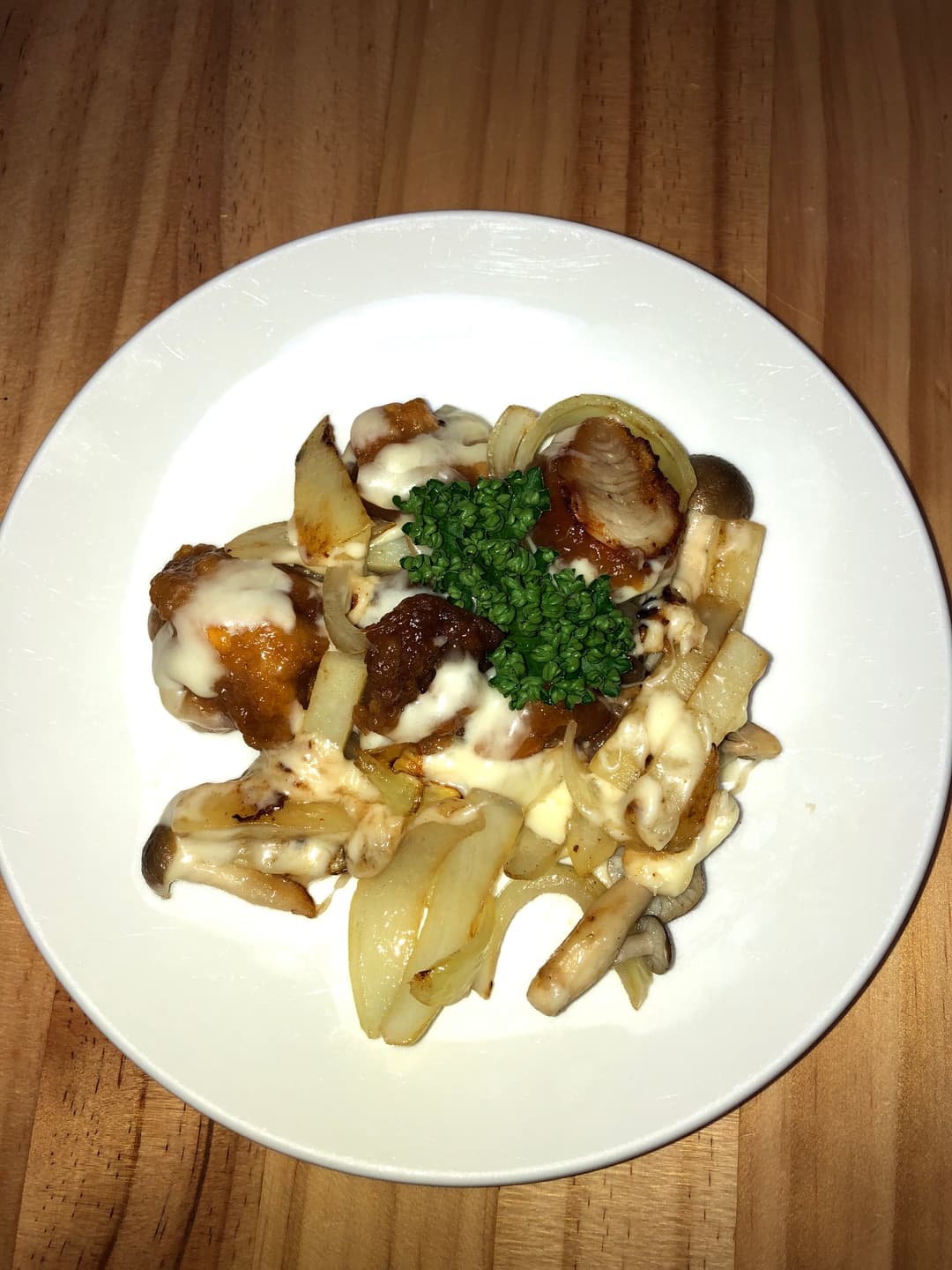 旨だれから揚げとじゃがいものチーズ焼きの完成写真