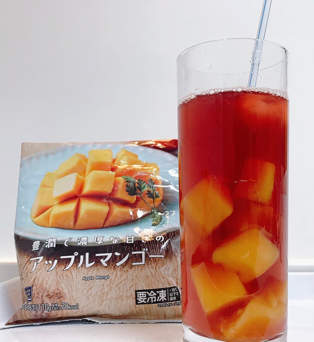LAWSONローズヒップのアップルマンゴーティーの完成写真