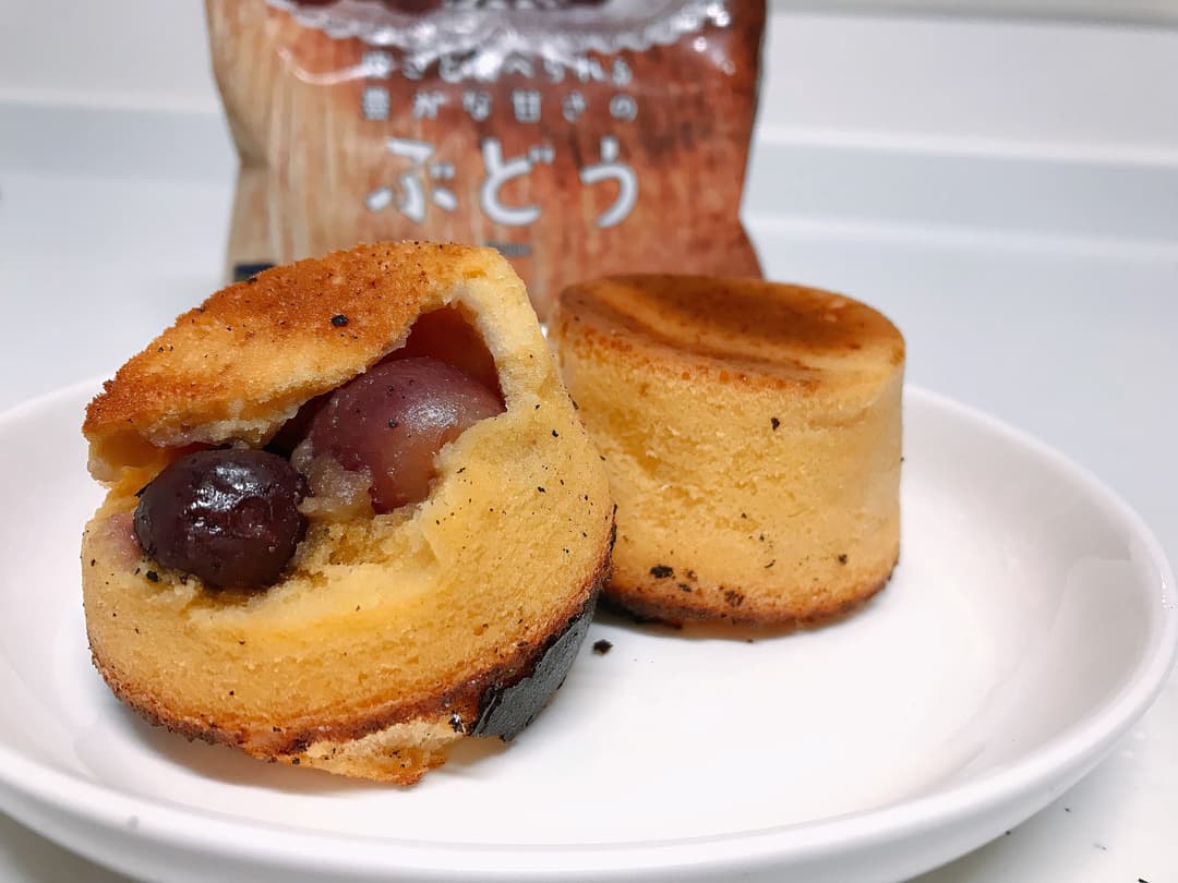 LAWSON ぶどうカステラの完成写真