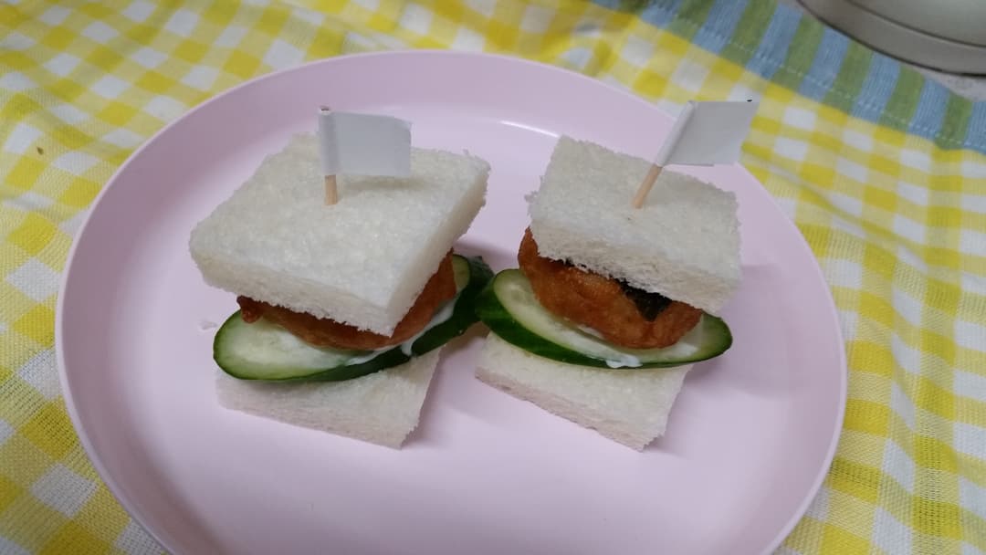 のりっこチキンサンドの完成写真