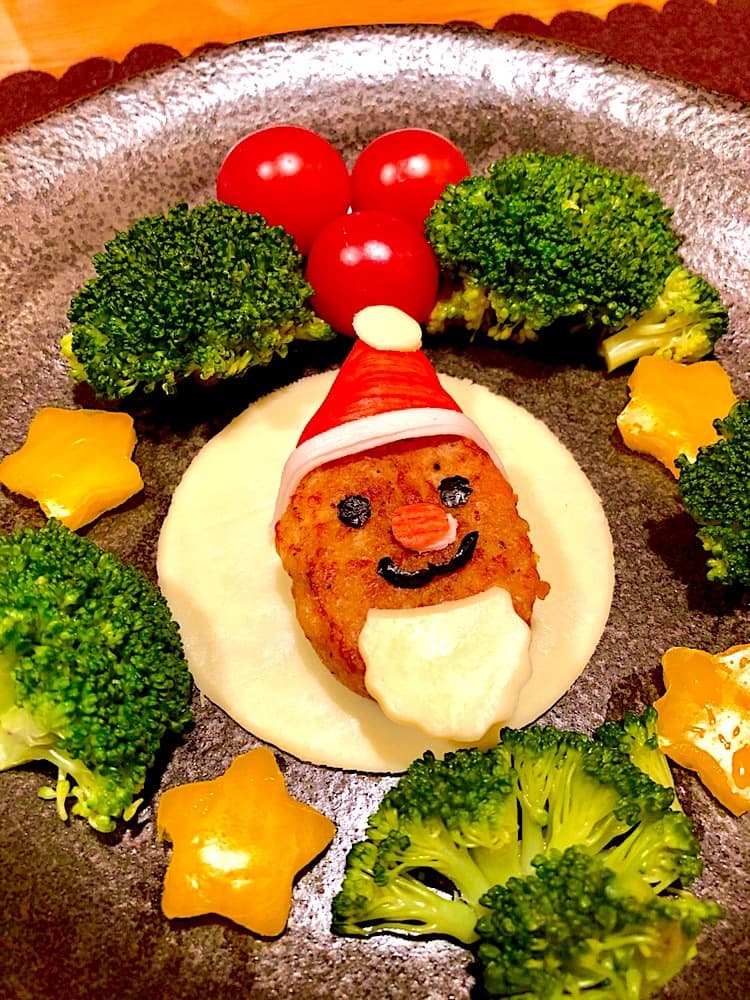 ハンバーグでデコサンタの完成写真