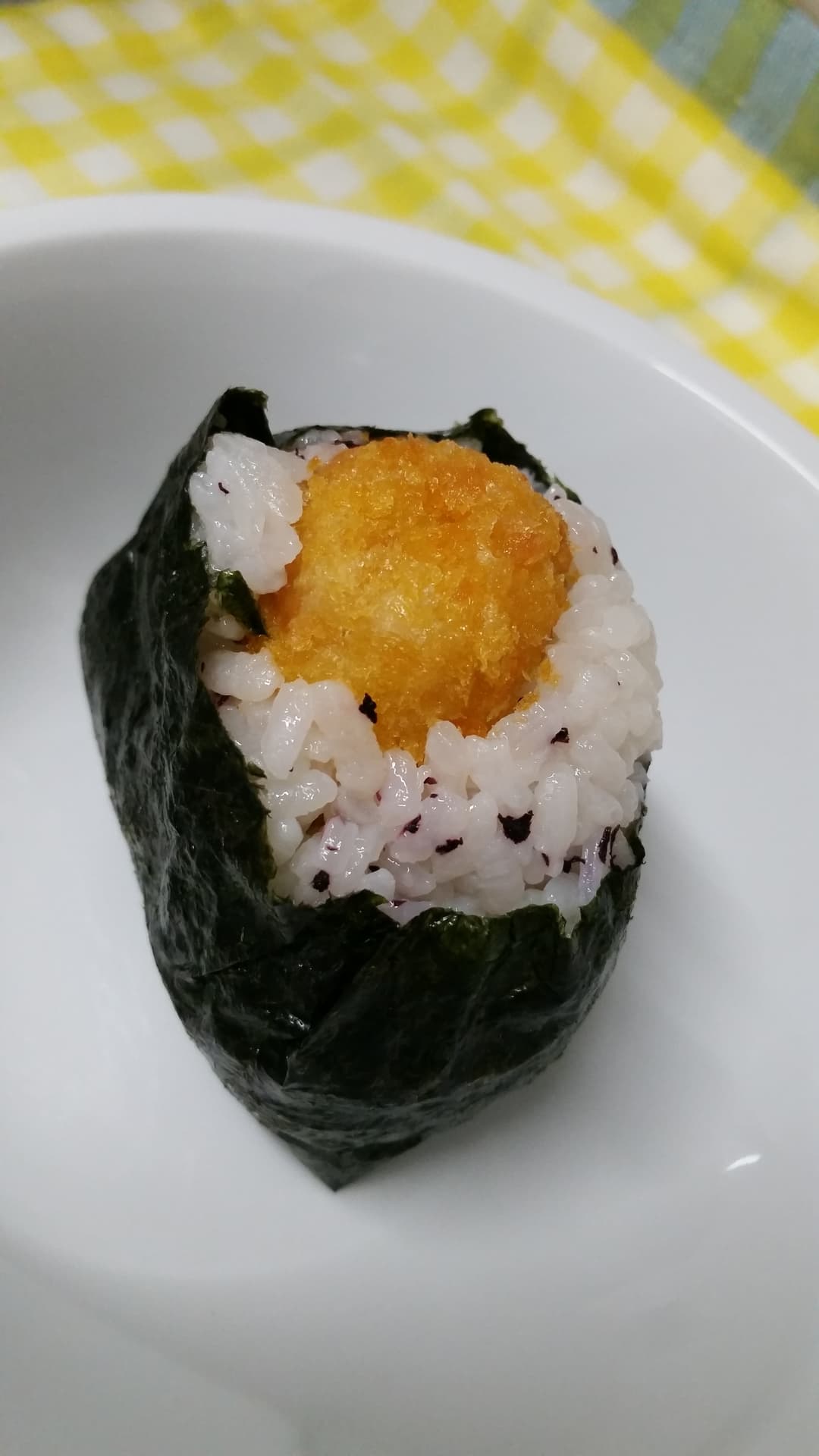 梅しそカツおにぎりの完成写真