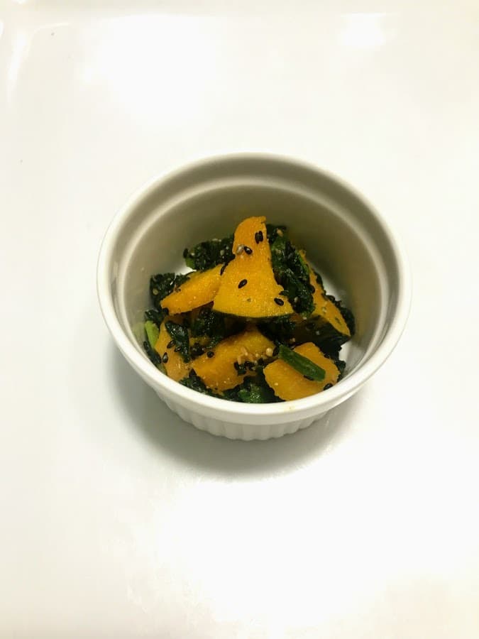 ほうれん草とかぼちゃの胡麻和えの完成写真