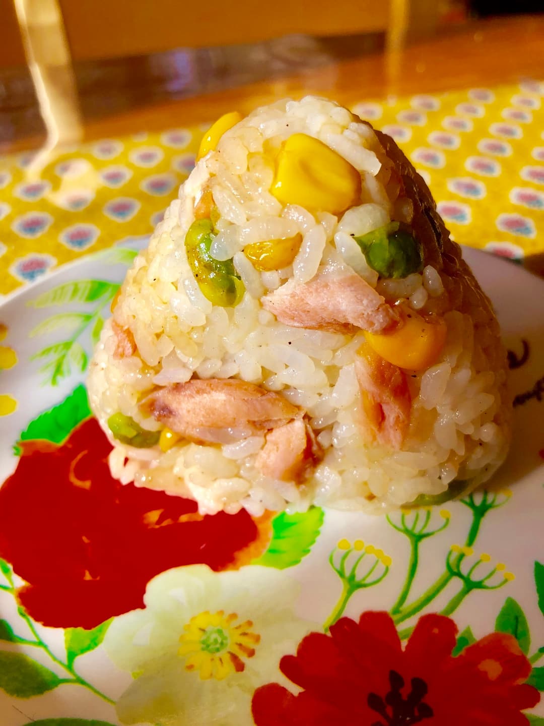 鮭のバター醤油おにぎりの完成写真