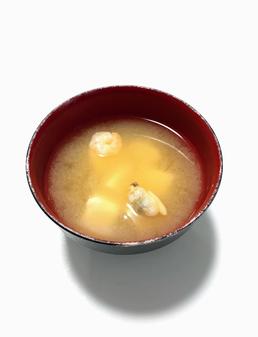 魚貝味噌汁の完成写真
