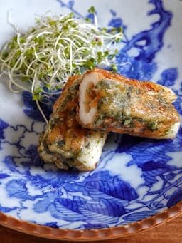 ちくわで挟んだれんこんひき肉の磯辺揚げ