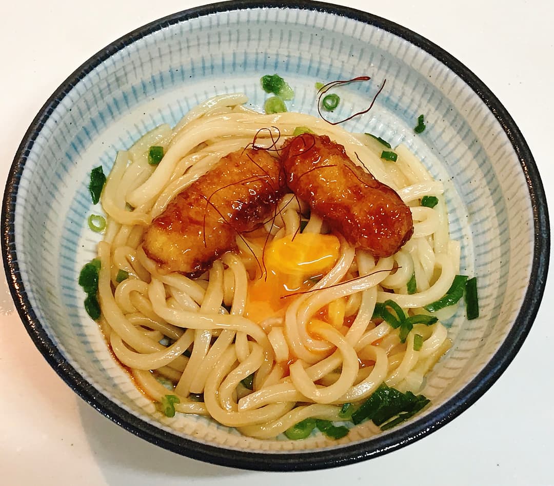 LAWSON いか天のオイスターうどんの完成写真