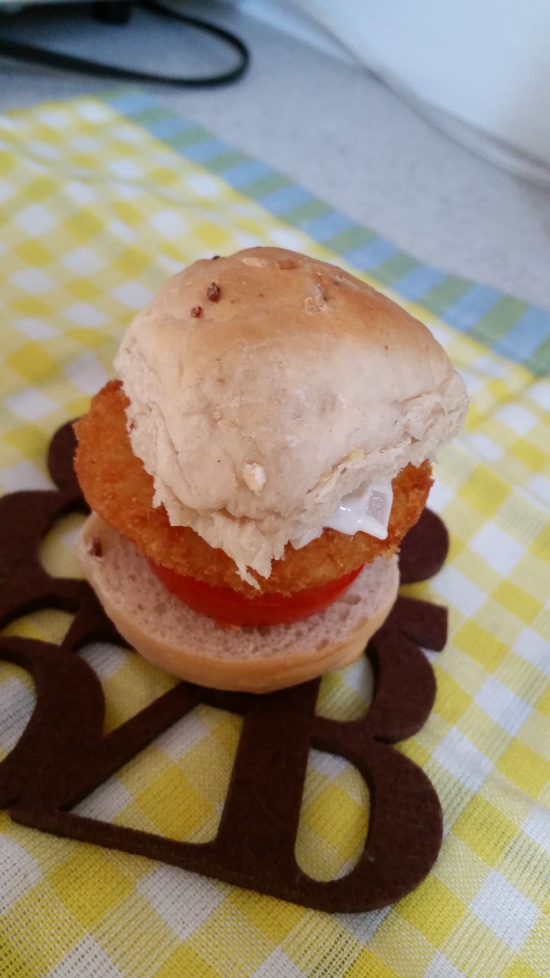 タルタルいかリングバーガーの完成写真