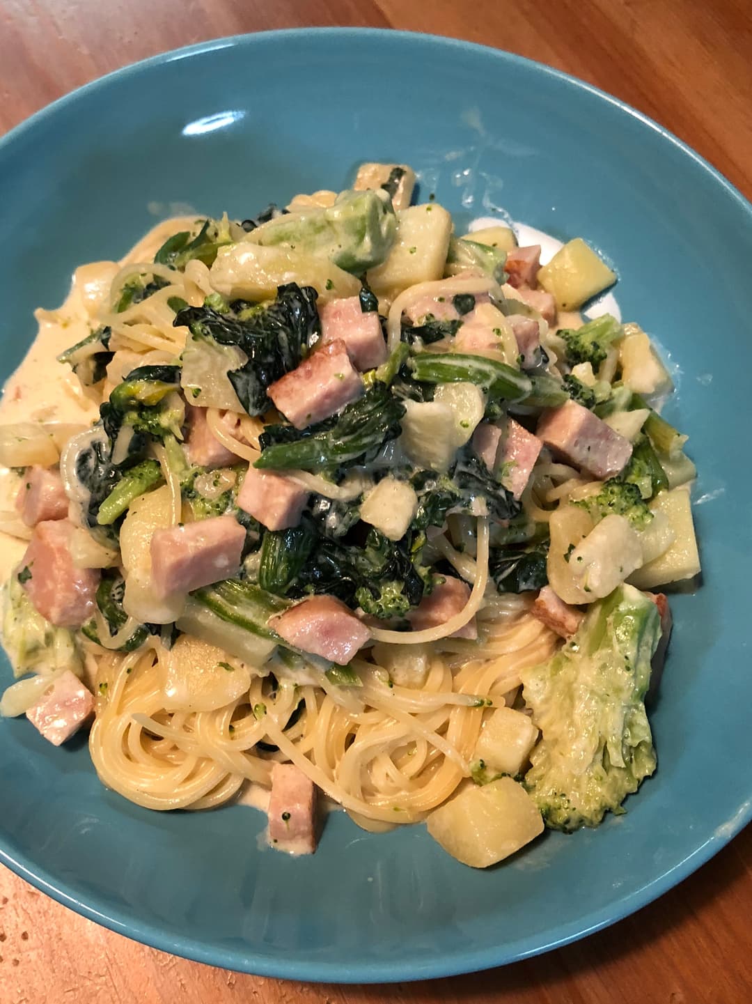 ほうれん草とブロッコリーのクリームパスタの完成写真
