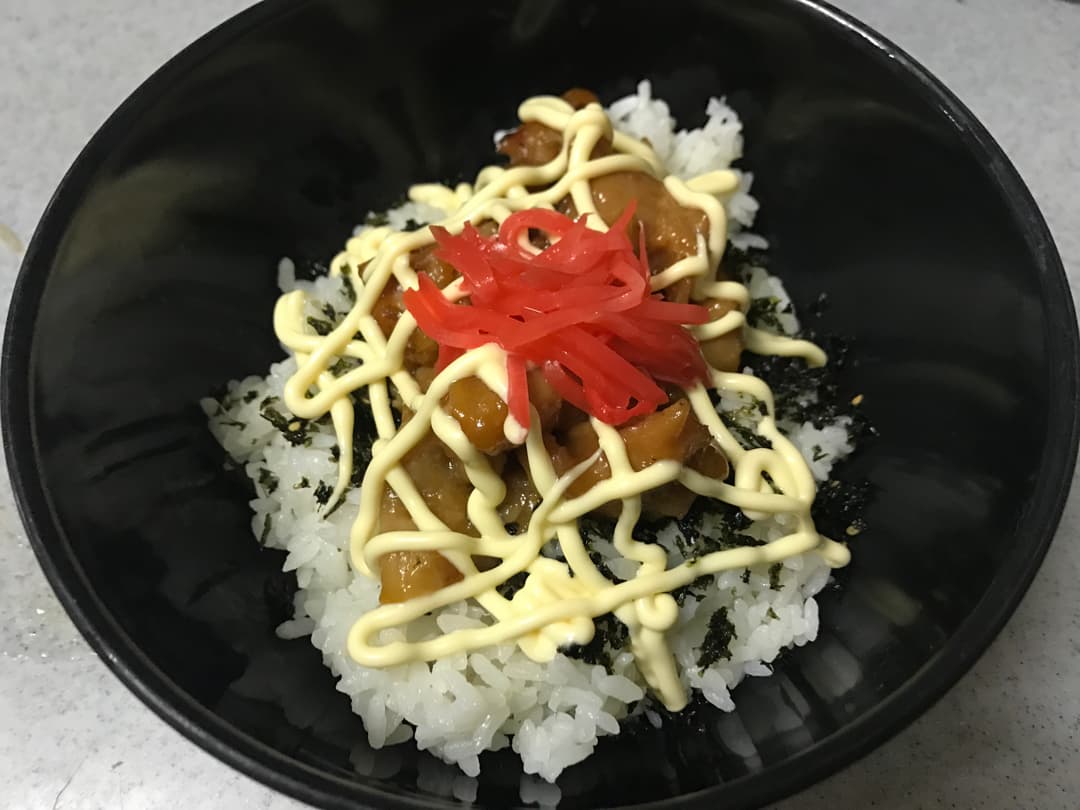 やきとり丼の完成写真