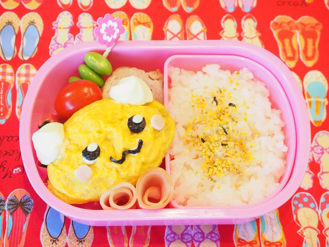 ふっくらオムレツでにゃんこ弁当♪の完成写真