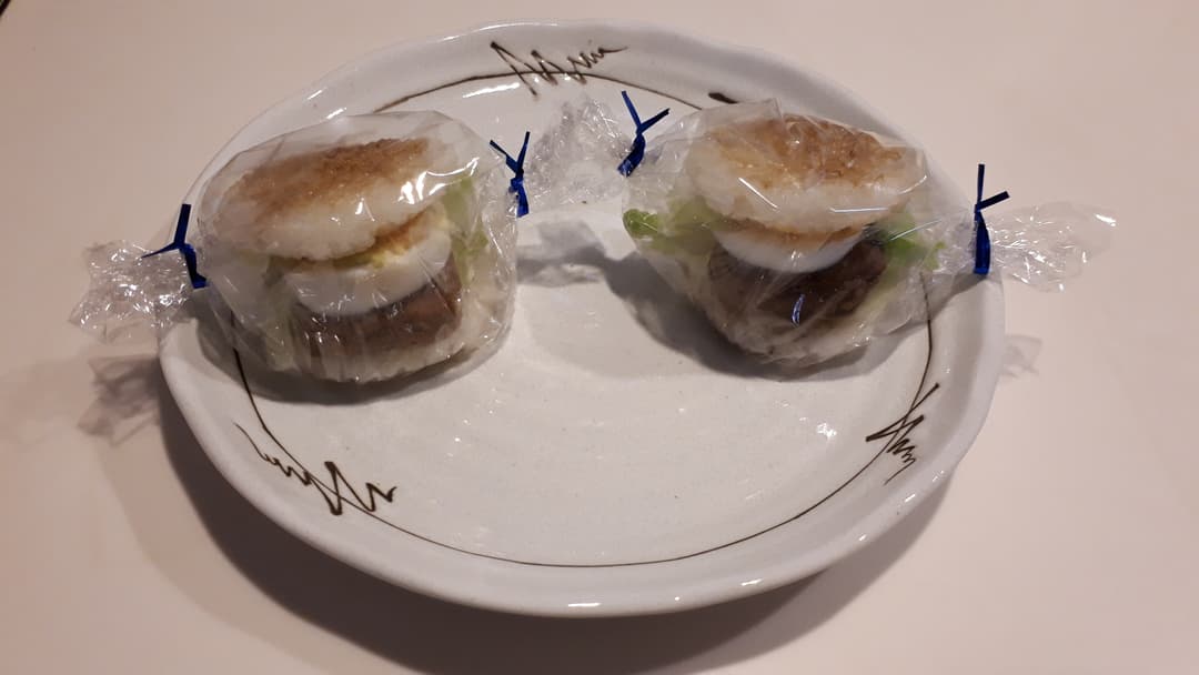 焼き肉マヨグリルライスバーガーの完成写真