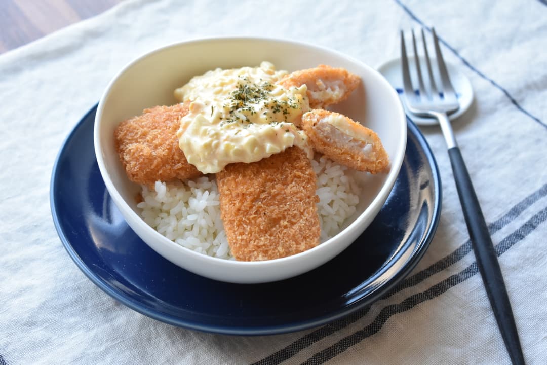 白身魚Wタルタルソース丼の完成写真