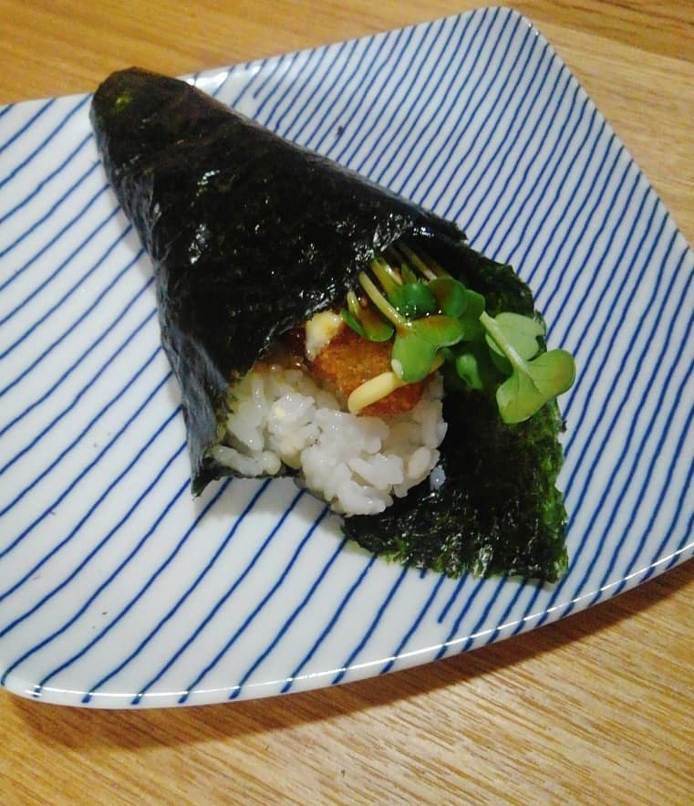 ささみカツの手巻き寿司の完成写真