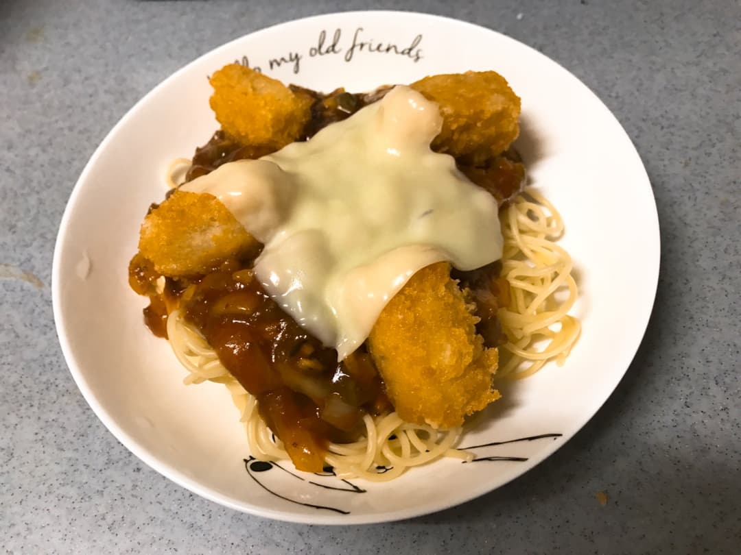 ささみチーズカツチーズパスタの完成写真