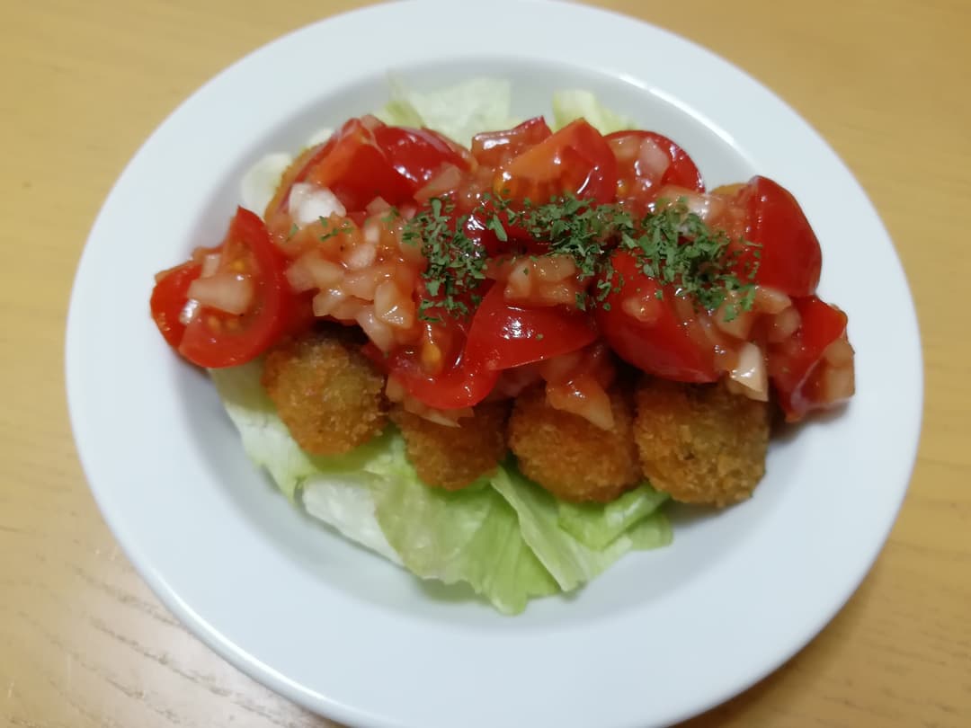ささみカツのフレッシュトマトソースかけの完成写真