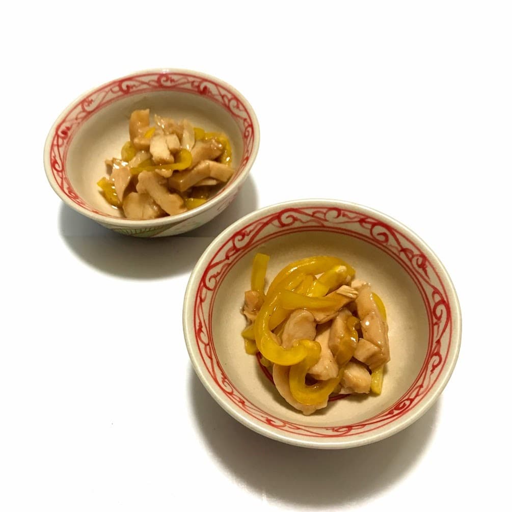 パプリカとチキンのウスターソース餡和えの完成写真