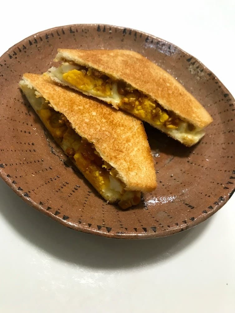 ホットサンド~たまごカレーの完成写真